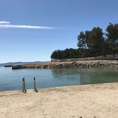 Dalmacija 2 *