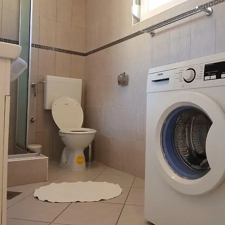 Dalmacija 2 *